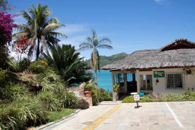 Cote Jardin - Chalets Cote Mer Baie Sainte Anne Eksteriør billede